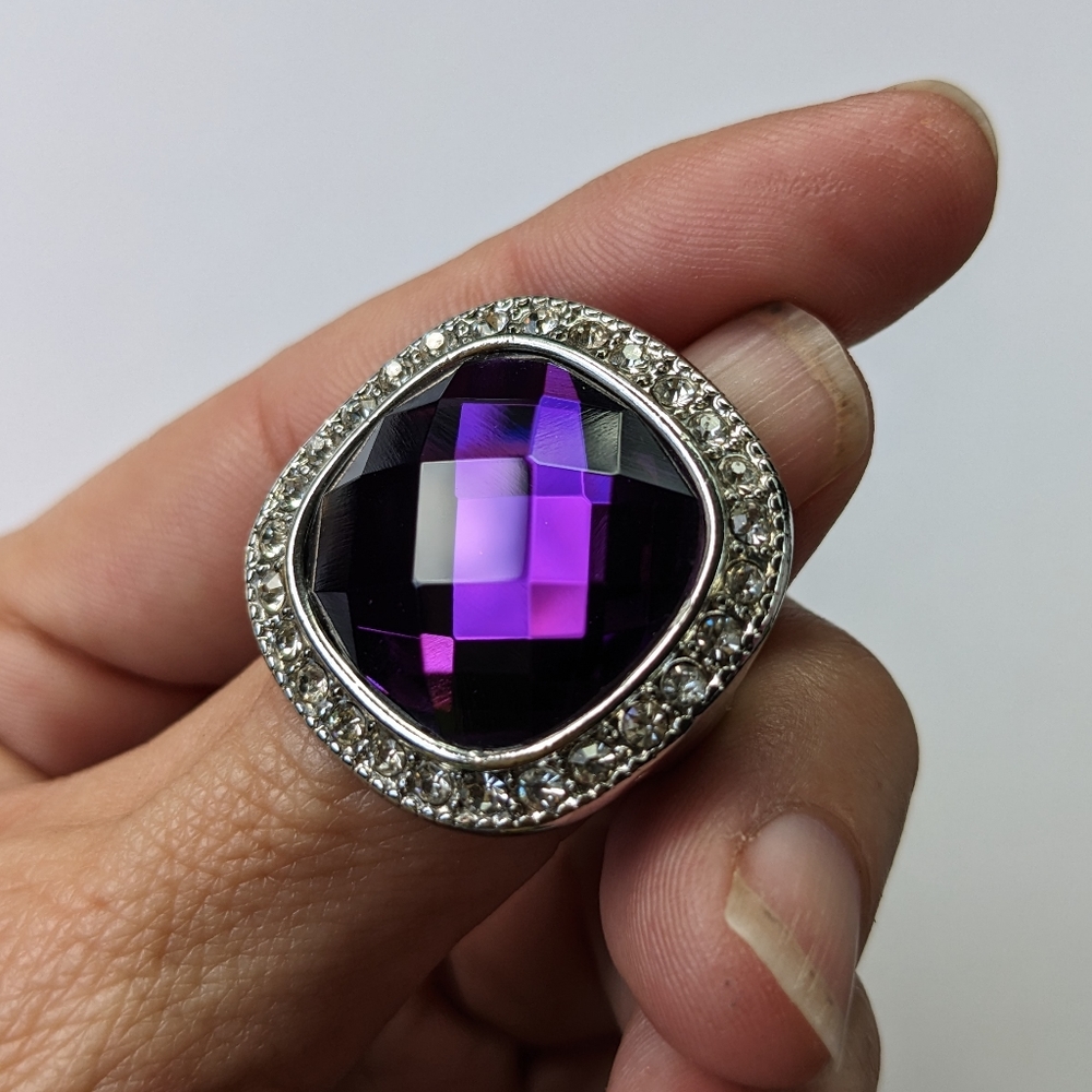 VTG LARGE PURPLE & CLEAR RHINESTONE BLING RING